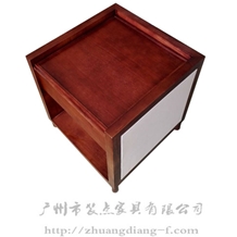 床头柜